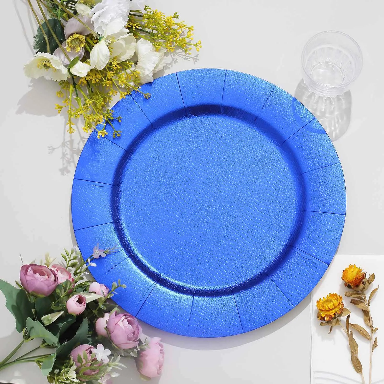 10 Pack Royal Blue Leather Textured Disposable Charger Plates, Round Cardboard Serving Trays 1100 GSM 13"