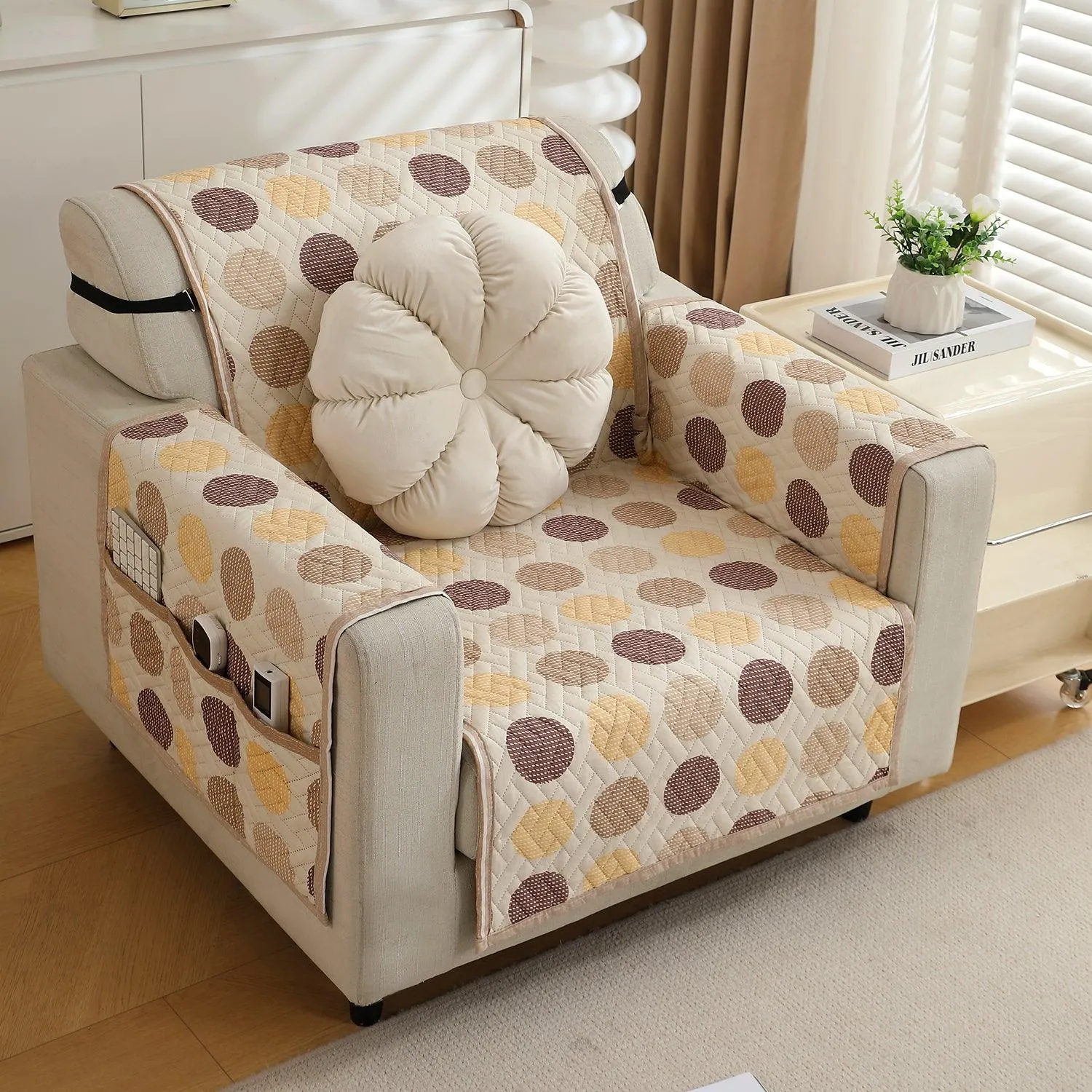 HOKIPO Quilted 1/2/3 Seater Sofa Cover with Pockets, Brown Polka Dot