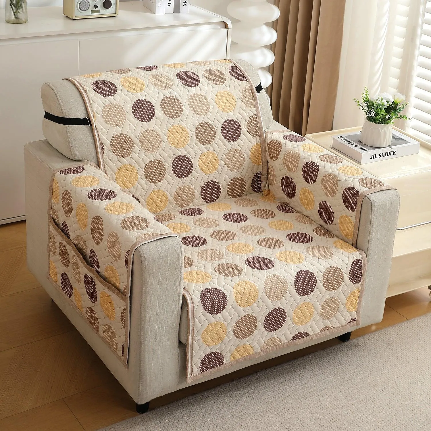 HOKIPO Quilted 1/2/3 Seater Sofa Cover with Pockets, Brown Polka Dot