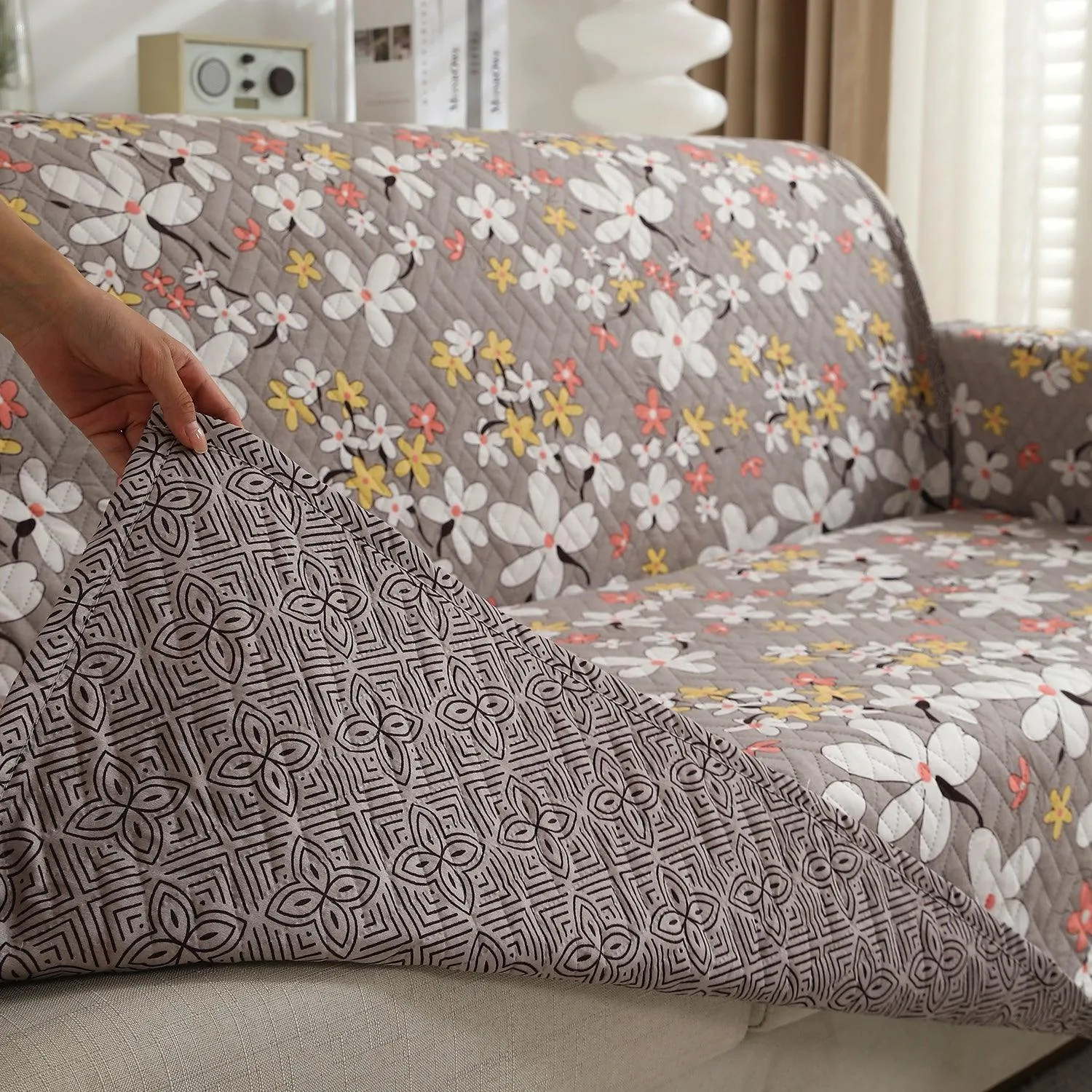 HOKIPO Quilted 1/2/3 Seater Sofa Cover with Pockets, Pastel Brown Sandwort Flower