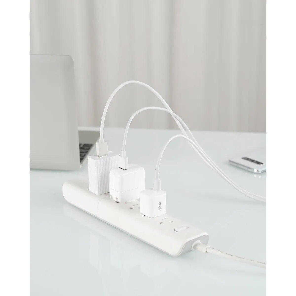 PA-B1 Omnia Mini 20W USB C PD Charger White