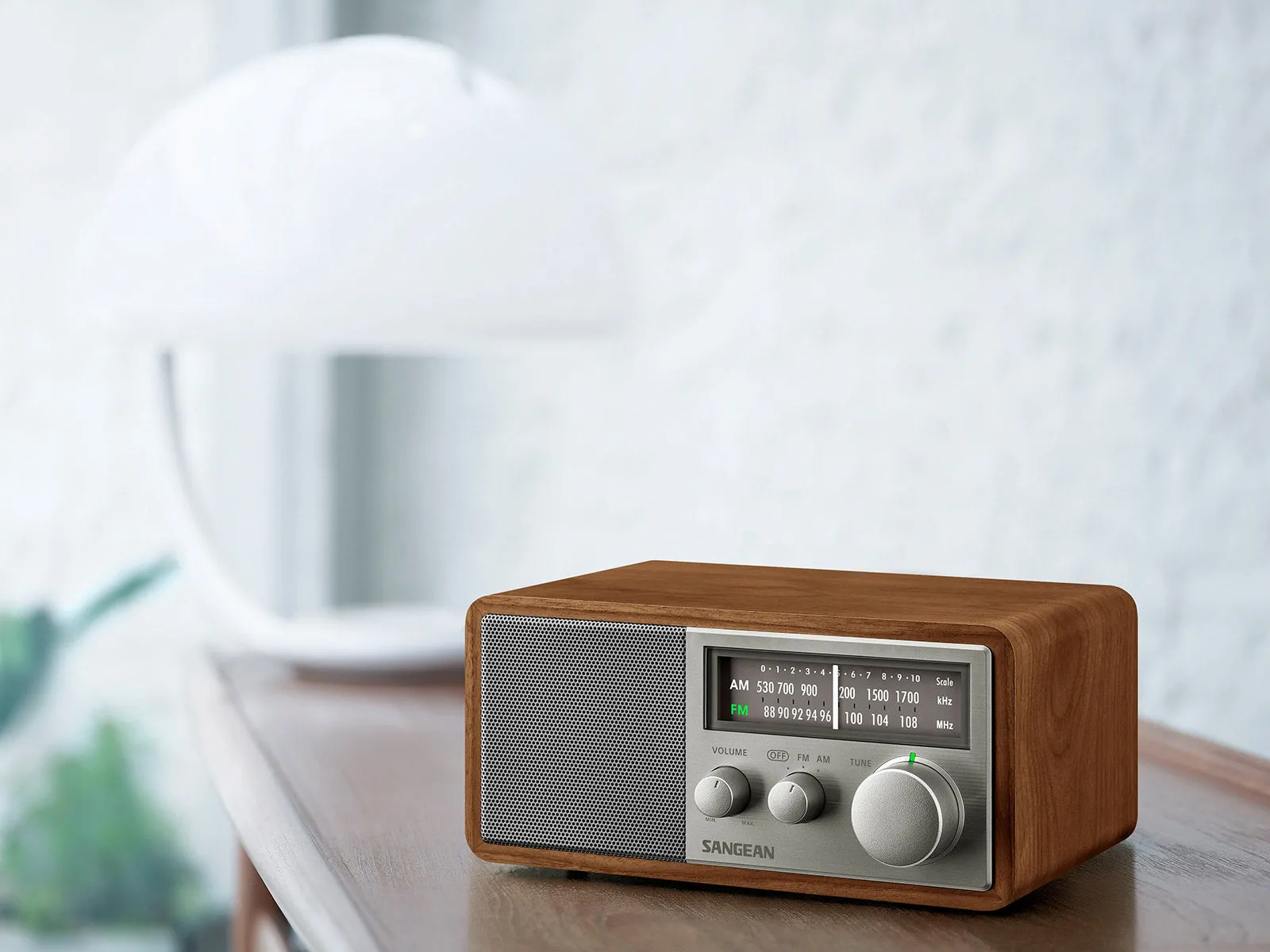 Sangean SG-116 FM / AM Analog Wooden Cabinet Radio