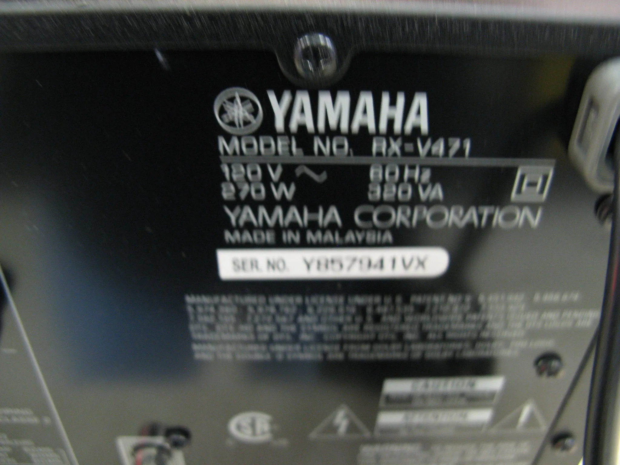 Yamaha RX-V471 AV Receiver